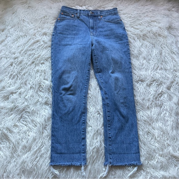 Madewell The Perfect Vintage Jean in Earlside Wash: Raw-Hem Edition - Picture 2 of 6
